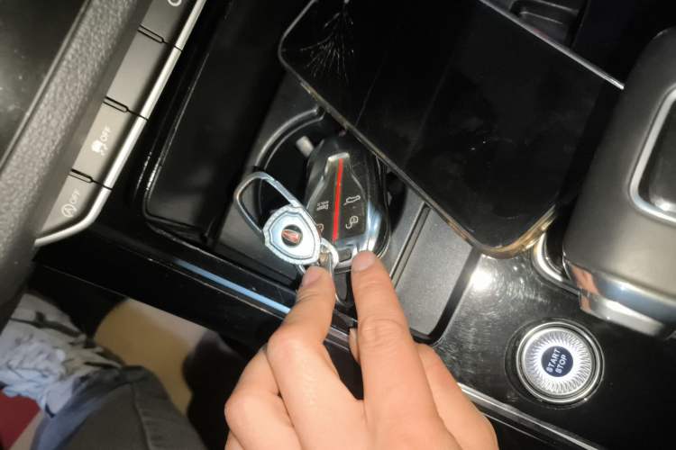 Used Hongqi HS5 2022 Revised Version 2.0T Smart Connect Flagship Edition