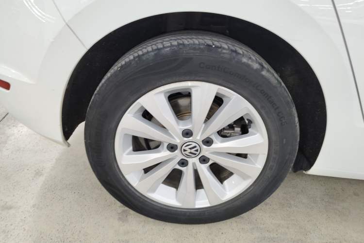 Used Volkswagen Golf Sportsvan 2018 230TSI Automatic Trend Edition
