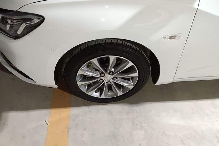 Used Chevrolet Monza 2021 320 Automatic Enjoyment Sunroof Edition