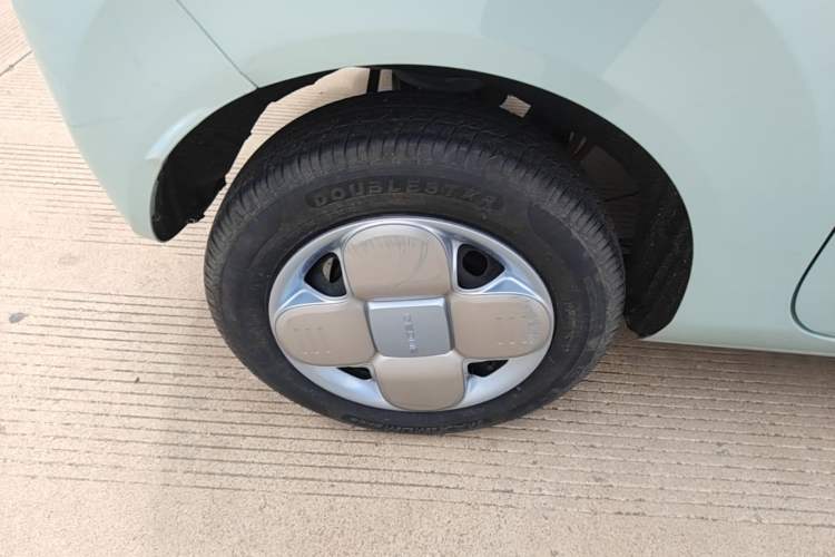 Used Geely Galaxy Panda 2023 Panda Mini 200km Endurance Bear
