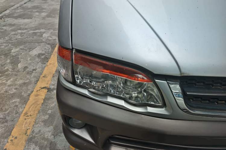 Used FORTHING Lingzhi 2012 Commercial Version 1.6L Special Offer Model
