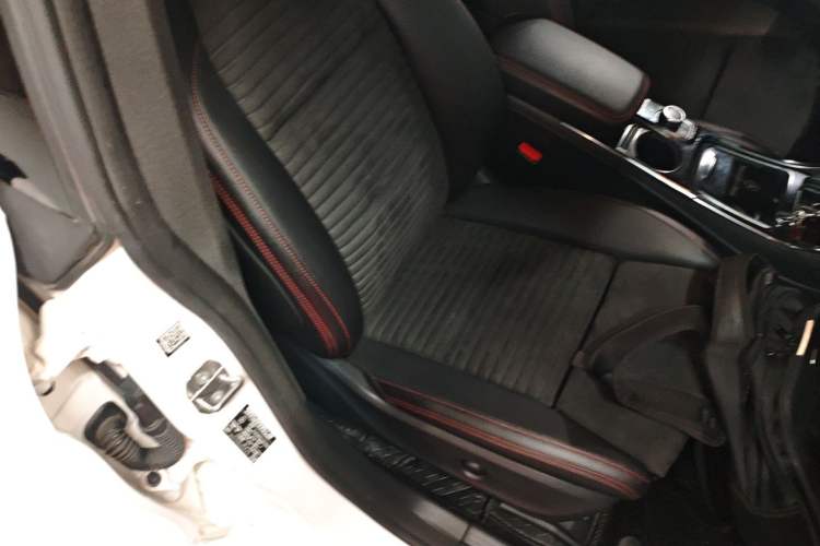 Used Mercedes-Benz CLA 2018 CLA 220 4MATIC
