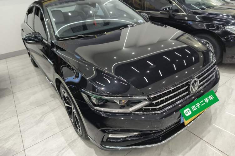 Used Volkswagen Magotan 2023 2 Million Units Commemorative Edition 330TSI DSG Luxury Version
