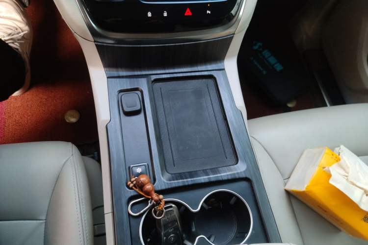 Used Buick GL8 2021 Land Cruiser Executive Class 652T Luxury Model
