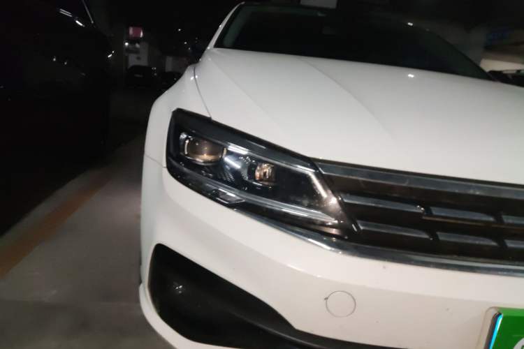 Used Volkswagen Lamando 2019 280TSI DSG Comfort Edition China VI standard
