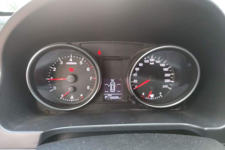 Used Haval H6 2016 Upgraded Model 1.5T Automatic Two-Wheel Drive Elite Version Instrument Cluster