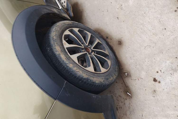 Used FORTHING Joyear X5 2015 1.6L Manual Luxury Model