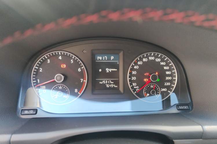 Used Volkswagen Touran 2015 1.4T DSG Comfort Edition 5 Seats Instrument Cluster