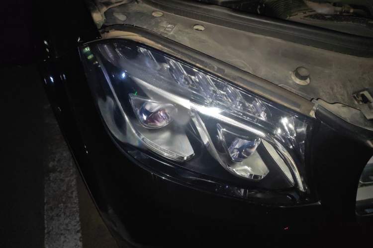 Used Mercedes-Benz GLS 2017 GLS 400 4MATIC Luxury Model
