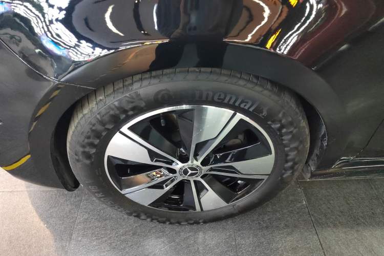 Used Mercedes-Benz V-Class 2020 V 260 L Long-wheelbase Luxury Edition Exterior 4