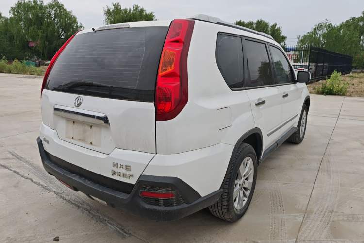 Used Dongfeng Fengdu MX6 2016 2.0L CVT Two-Wheel Drive All-Around Version
