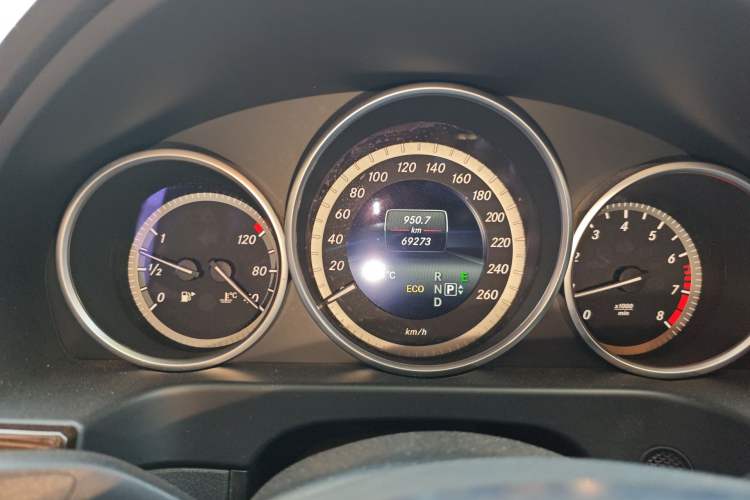 Used Mercedes-Benz E-Class 2015 E 200 L
