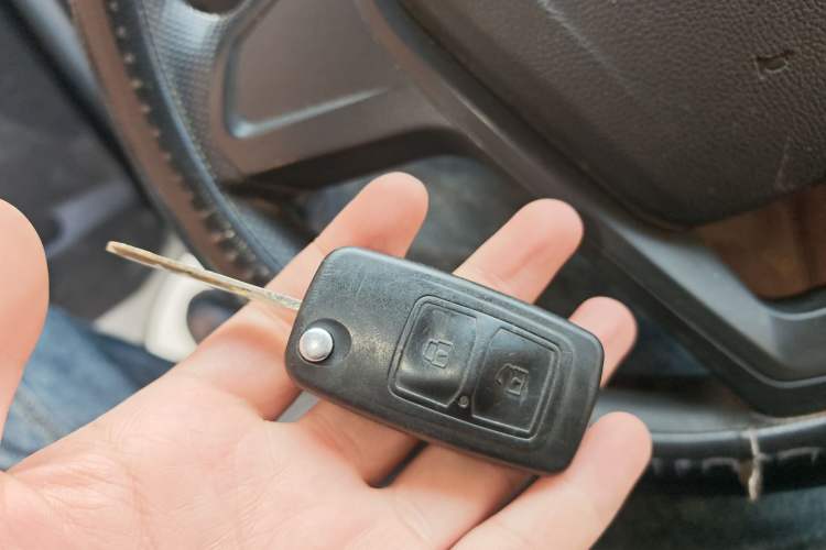 Used CHANGAN KAICHENG Shenqi T30 2021 1.6L Luxury Model Double Cab 3.01-meter Standard Vehicle DAM16KR Vehicle Key