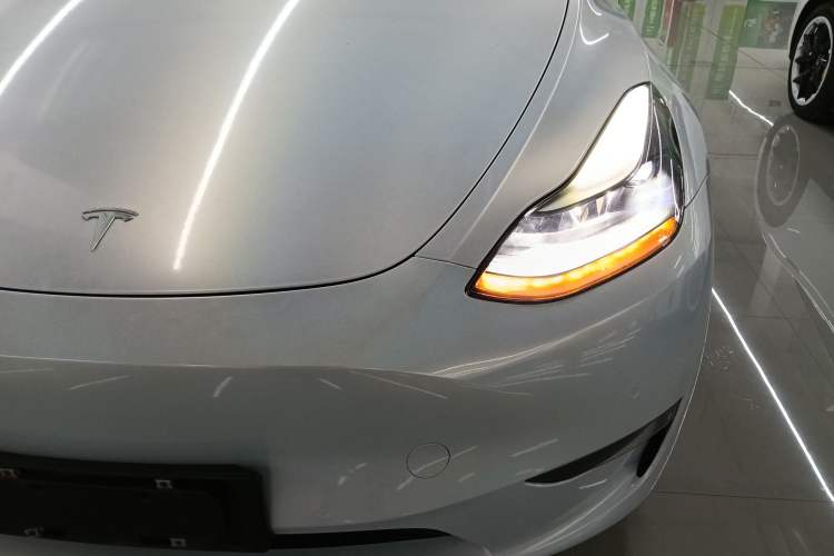 Used Tesla Model Y 2021 Standard Range Rear-Wheel Drive Version