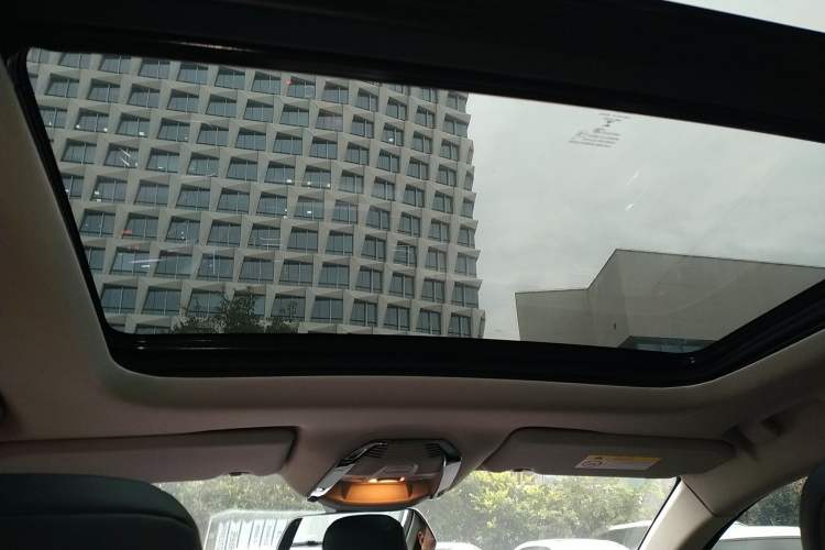 Used Citroen C5 AIRCROSS 2017 350THP Fashion Edition Headliner