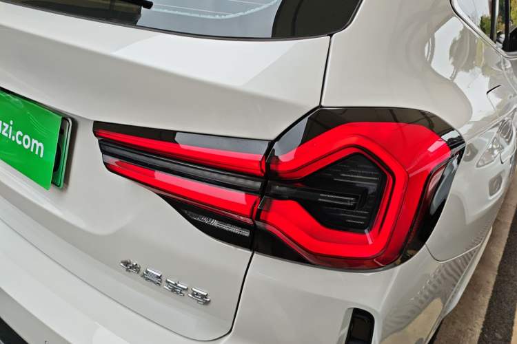 Used BMW iX3 2024 Leading Model