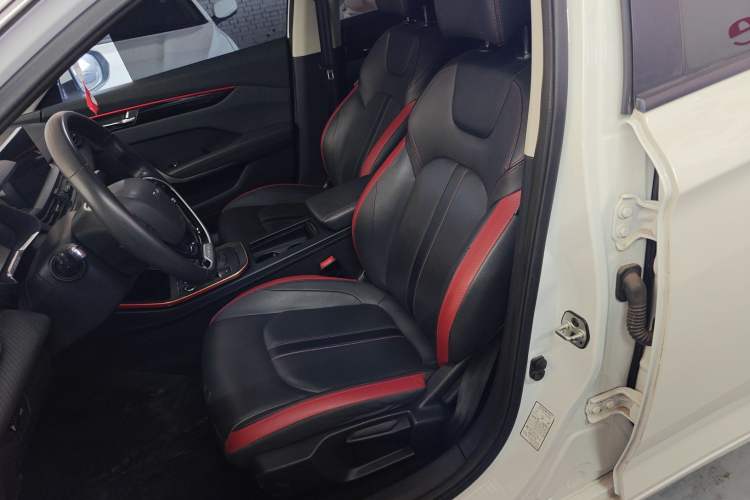 Used Dongfeng Aeolus Yixuan 2021 230T Automatic Chasing Shadow Edition
