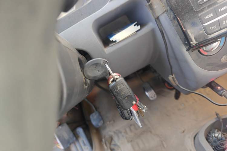 Used BAIC Weiwang 306 2011 1.3L Comfort version 7 seats
