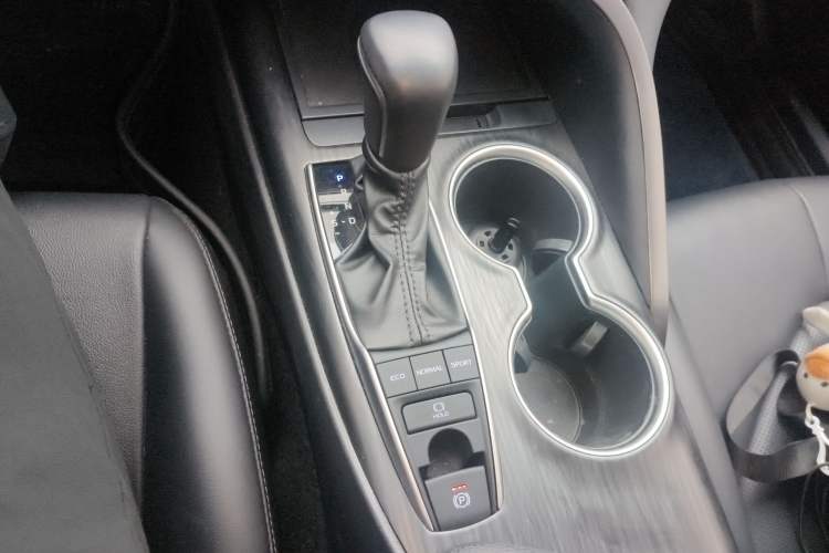 Used Toyota Camry 2021 2.5G Luxury Edition
