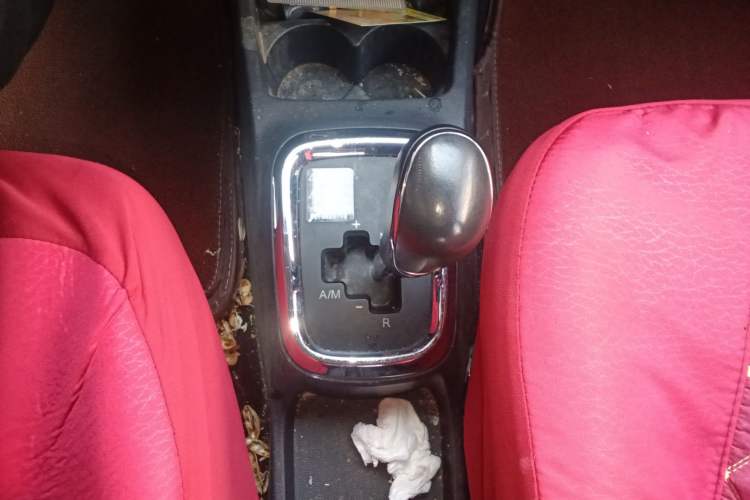 Used CHANGAN OSHAN Olisway 2014 1.4L AMT YouShang Trim
