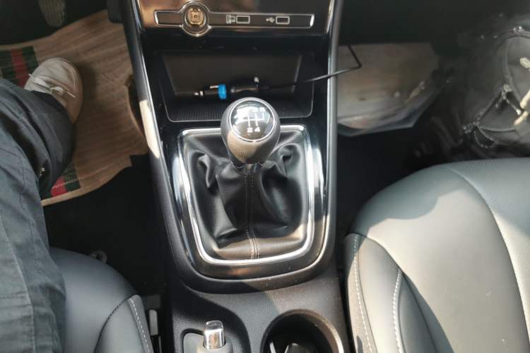Used Roewe i5 2019 1.5L Manual 4G Connect Leehao Flagship Edition