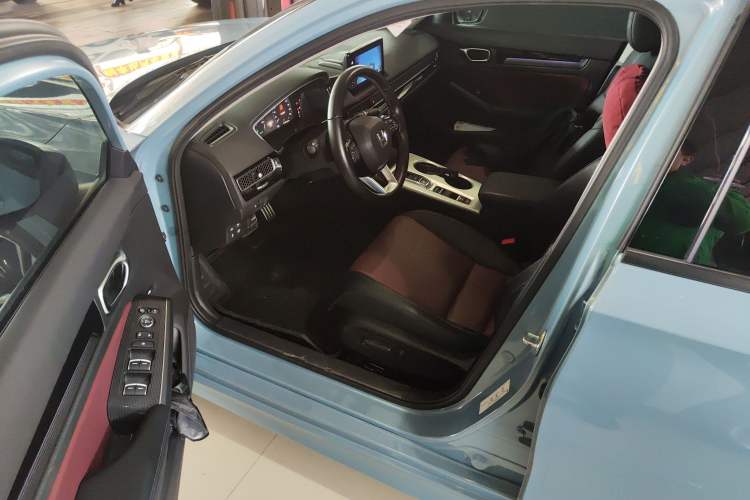 Used Honda Integra 2023 2.0L eHEV Sharp – Premium Edition Driver Seat