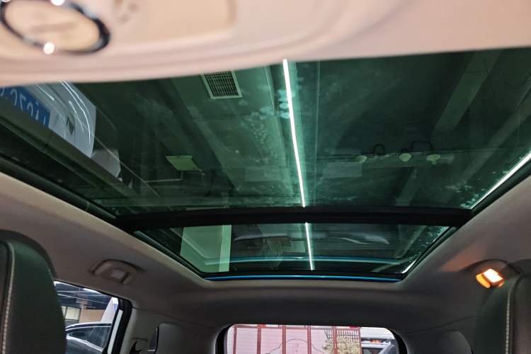 Used Roewe RX5 2016 20T Two-Wheel Drive Automatic Flagship Edition
