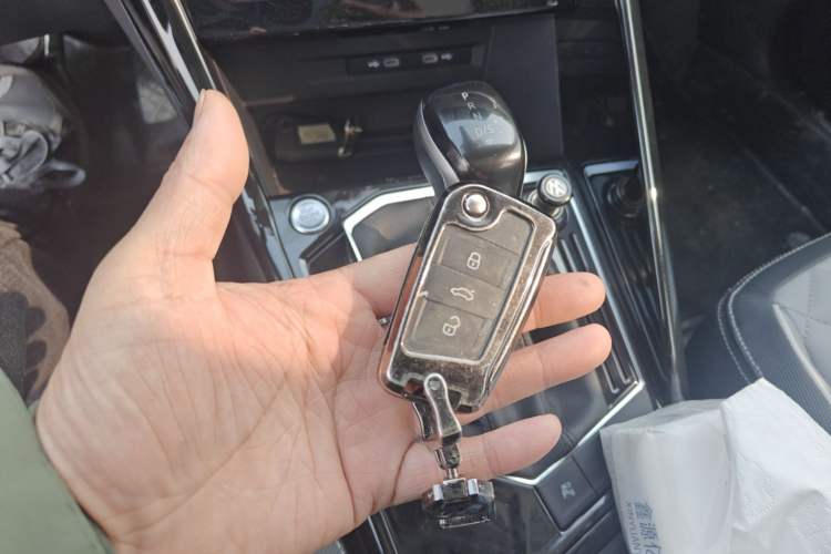 Used Volkswagen Tayron 2024 300TSI Two-Wheel-Drive Luxury Plus Advanced Version Vehicle Key