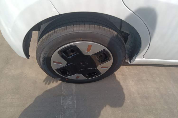 Used JAC Yiwei E10X 2024 Charming Edition 301km Lite