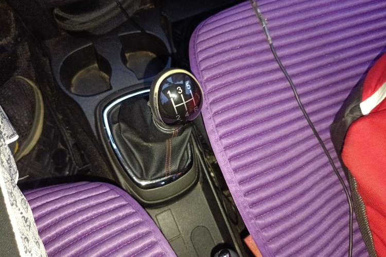 Used Great Wall M4 2014 1.5L Manual Comfort Model Gear Lever