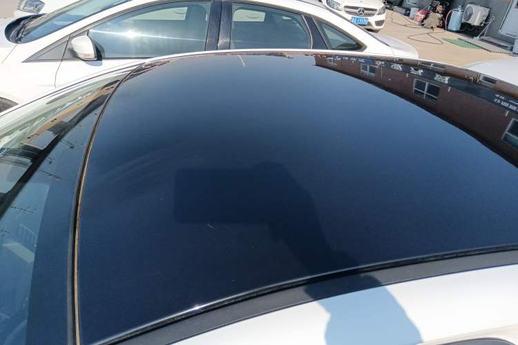 Used Mitsubishi Lancer EX 2016 1.8L CVT Black-and-White Retro Edition