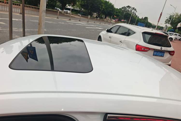 Used Chevrolet Malibu 2017 1.5T Automatic Luxury Edition Roof