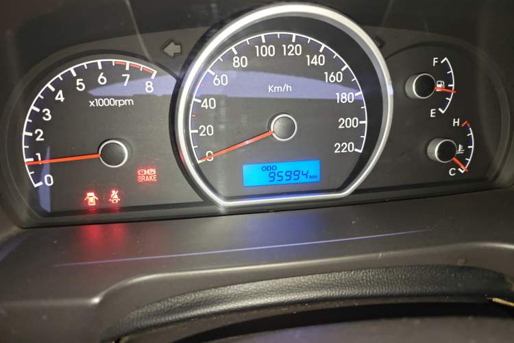 Used Hyundai Celesta 2011 1.6L Manual Comfort Edition
