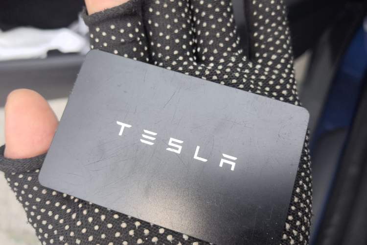 Used Tesla Model Y 2024 Long-Range All-Wheel-Drive Version