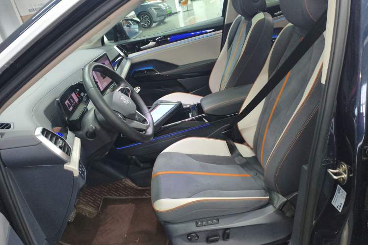 Used Volkswagen ID.6 CROZZ 2022 Long-Range PRO Edition