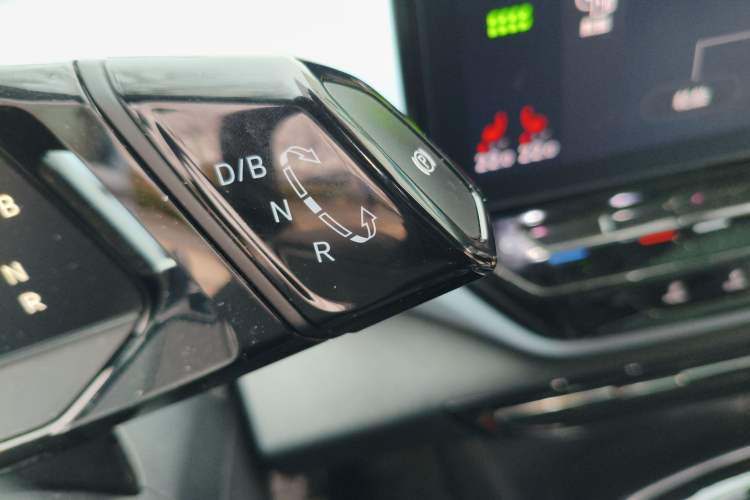 Used Volkswagen ID.4 X 2023 Smart Enjoyment Long-Range Version