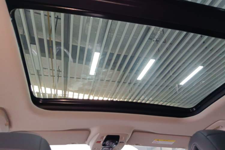 Used DS 6 2016 1.6T Luxury Edition THP160
