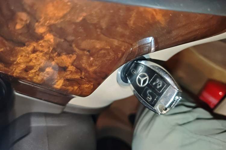 Used Mercedes-Benz M-Class 2012 ML 350 Sport Edition Vehicle Key