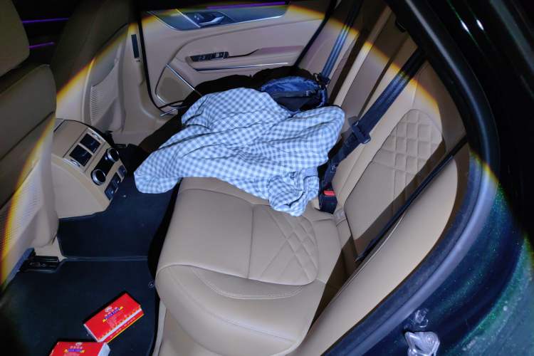 Used Jaguar XFL 2022 XFL 2.0T P250 Two-Wheel-Drive Prestige Luxury Edition
