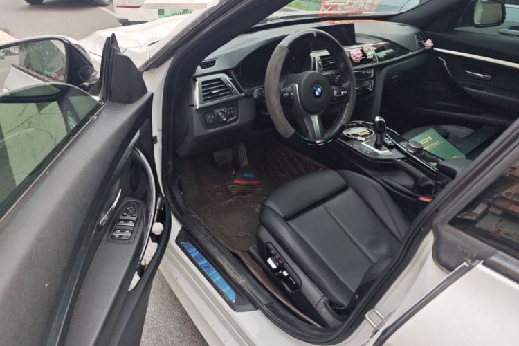 Used BMW 3 Series GT 2019 320i M Sport Package Driver Seat