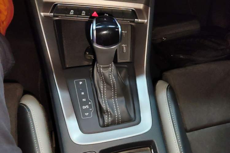 Used Audi Q3 2020 35 TFSI Fashion Dynamic Model
