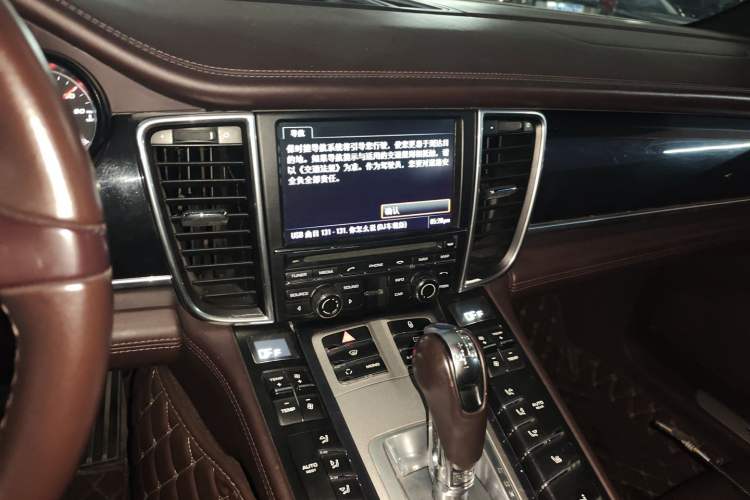 Used Porsche Panamera 2010 Panamera 4S 4.8L
