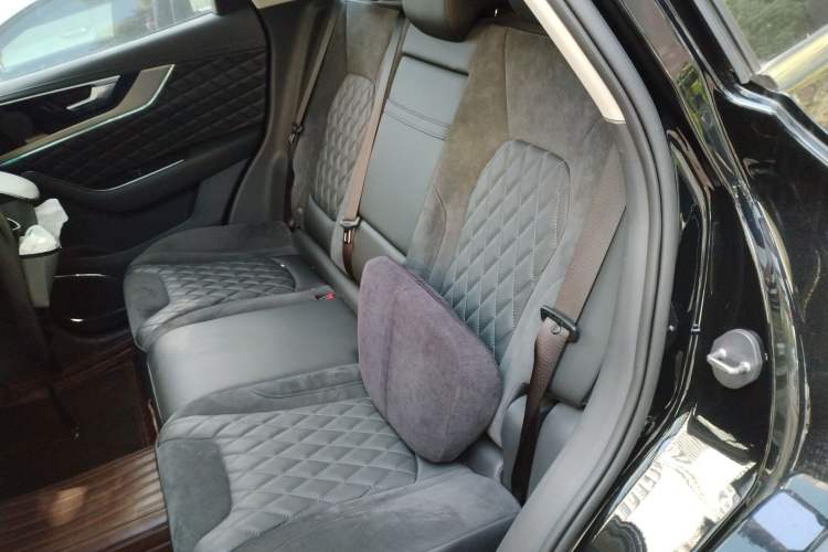 Used Hongqi HS5 2019 2.0T Smart Connect Flagship Edition
