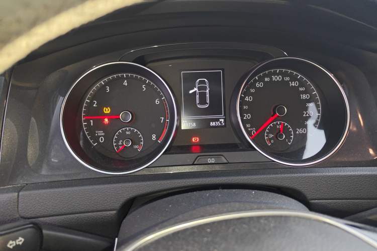 Used Volkswagen Golf 2018 230TSI Automatic Comfort Model Instrument Cluster