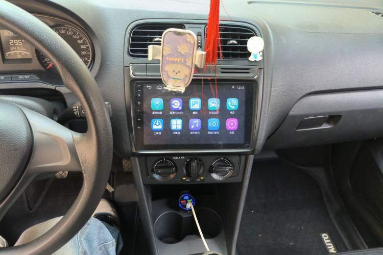 Used Volkswagen Polo 2016 1.4L Manual Fashion Model
