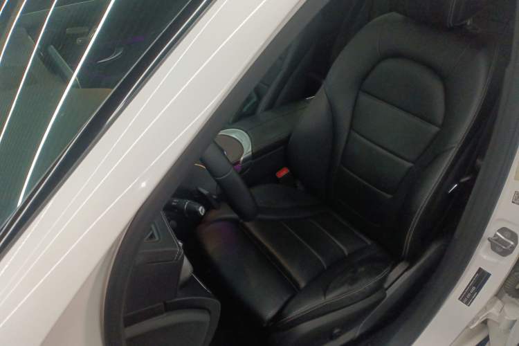 Used Mercedes-Benz GLC 2020 GLC 300 L 4MATIC Dynamic Edition
