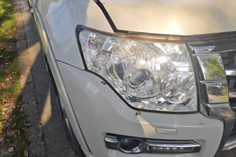 Used Mitsubishi Pajero 2015 3.0L Automatic Elite Plus Version China V Standard Exterior 6