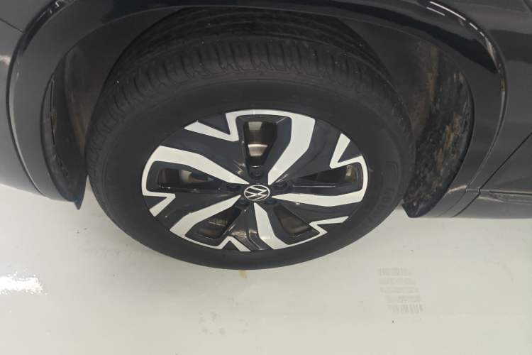 Used Volkswagen Tayron GTE Plug-in Hybrid 2023 280TSI Luxury Plus Advanced Edition Left Front Wheel Hub