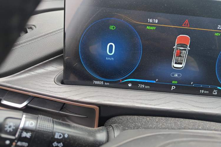 Used EXEED Zhuifeng C-DM 2022 1.5 TCI-DHT 105 km "Chengfeng Qi" Edition Odometer Close Up