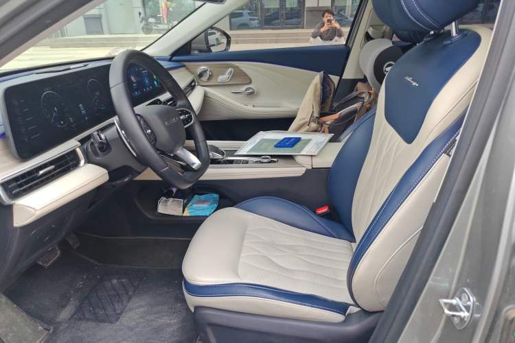 Used Chery Arrizo 8 2022 1.6T DCT Zhen
